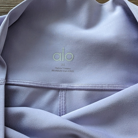 Alo High-Waist Airlift Legging - Picture 4 of 5